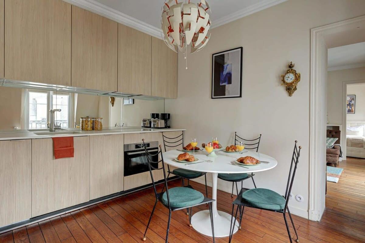 St Germain & Odeon - Cityapartmentstay Parijs Buitenkant foto